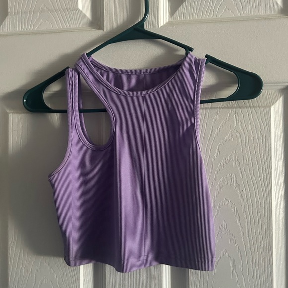 purple tank top 💜 - Picture 2 of 2